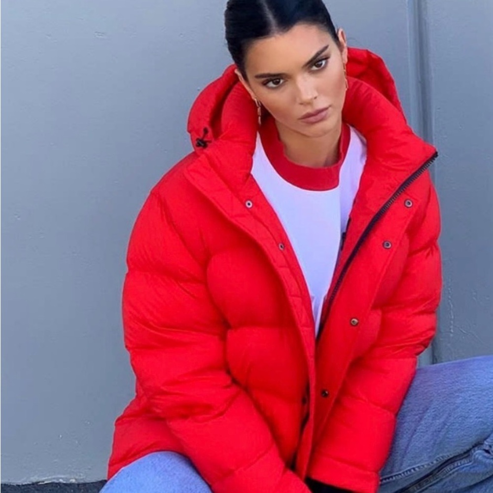Women's Red Aritzia Superpuff Jacket